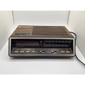 GE Vintage Alarm Clock Radio AM FM Model 7-4616B